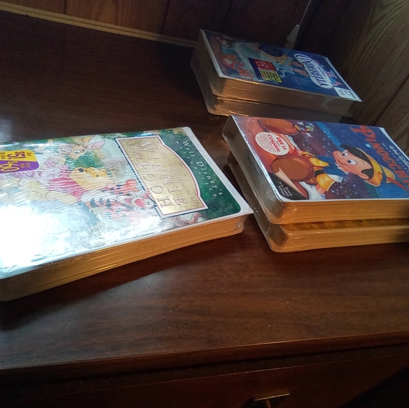 Vintage Factory Sealed Disney VHS Tapes - Picture 5 of 5